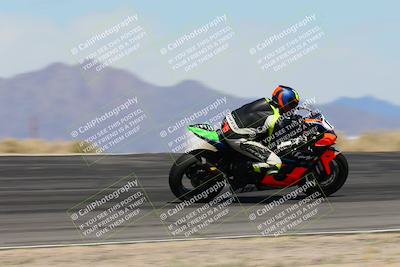 media/Apr-05-2024-Apex Assassins-CVMA Friday Practice (Fri) [[ee2ef04f2b]]/3-Racer 2/Session 3 (Bowl Speed Pans)/